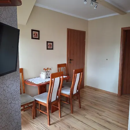 Pokoje Goscinne U Ewy Blisko Morza Mrzezyno