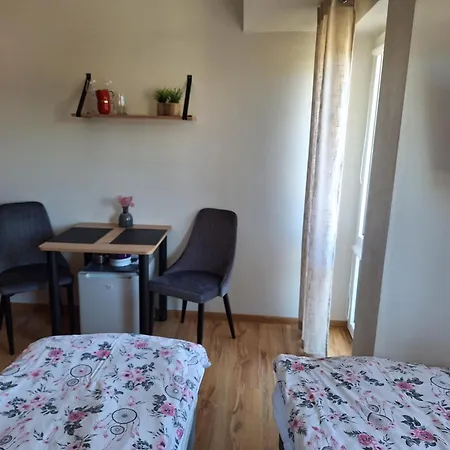 Homestay Goscinne U Ewy